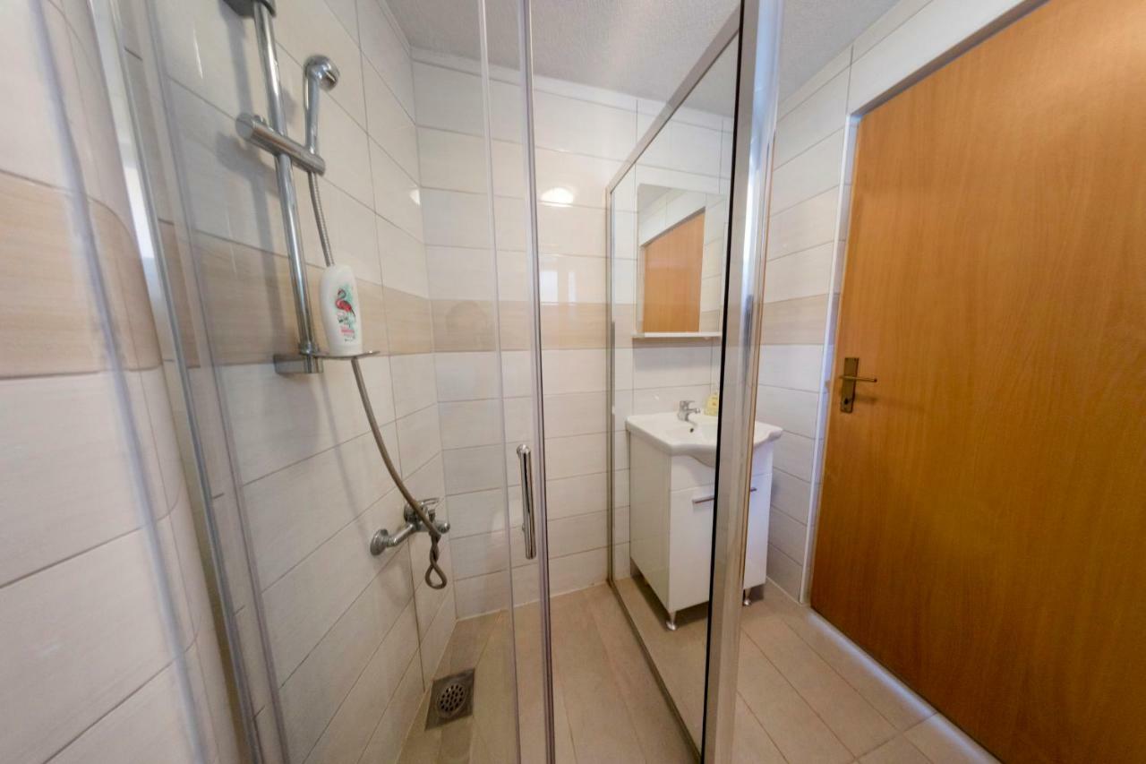 Apartment Resaa Bihać Exteriör bild